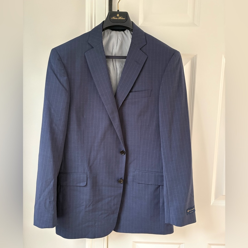Brooks Brothers Pinstripe Navy Blue Explorer Regent Fit Jacket